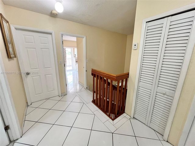 10140 SW 26th Ter, Miami, FL 33165