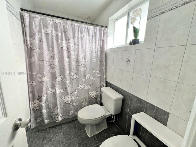 10140 SW 26th Ter, Miami, FL 33165