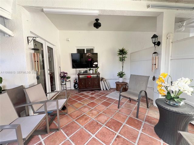 10140 SW 26th Ter, Miami, FL 33165