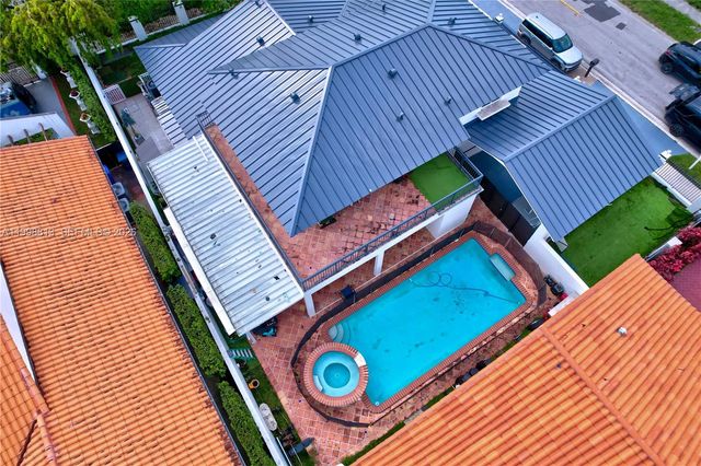 10140 SW 26th Ter, Miami, FL 33165