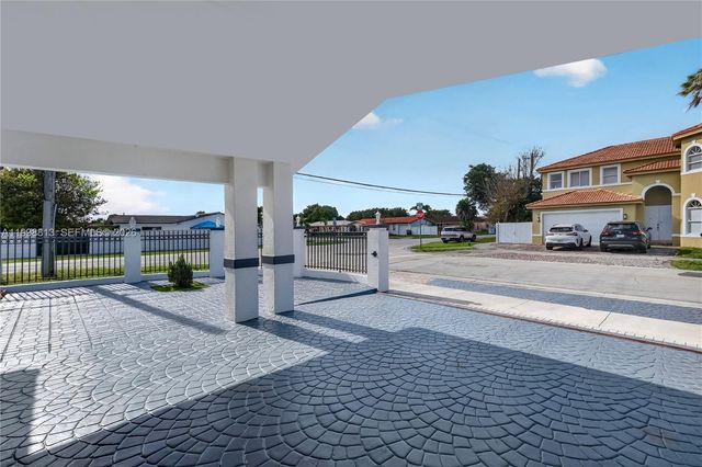 10140 SW 26th Ter, Miami, FL 33165