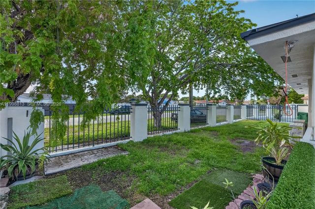 10140 SW 26th Ter, Miami, FL 33165