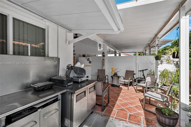 10140 SW 26th Ter, Miami, FL 33165