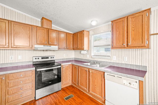 6018 Bear Meadow, San Antonio, TX 78222