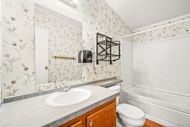 6018 Bear Meadow, San Antonio, TX 78222