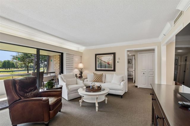 36750 US HIGHWAY 19 N 11205, Palm Harbor, FL 34684