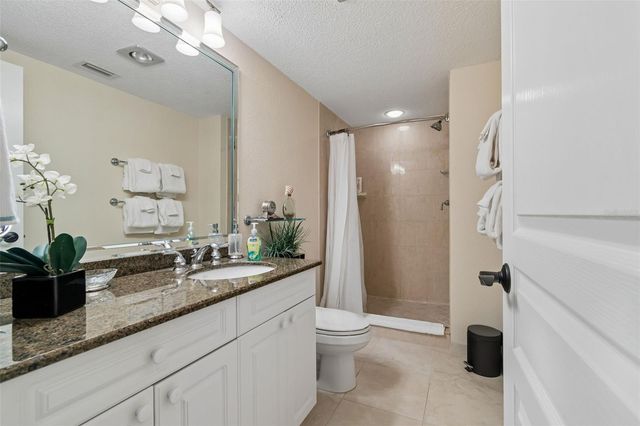 36750 US HIGHWAY 19 N 11205, Palm Harbor, FL 34684