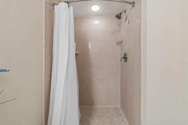 36750 US HIGHWAY 19 N 11205, Palm Harbor, FL 34684