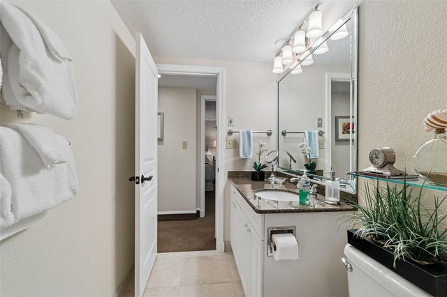 36750 US HIGHWAY 19 N 11205, Palm Harbor, FL 34684