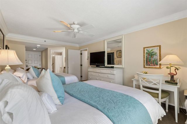 36750 US HIGHWAY 19 N 11205, Palm Harbor, FL 34684