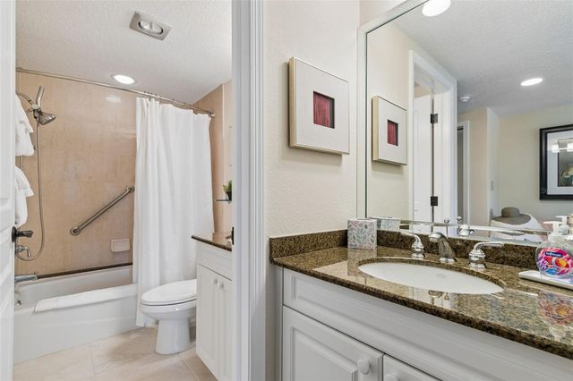 36750 US HIGHWAY 19 N 11205, Palm Harbor, FL 34684