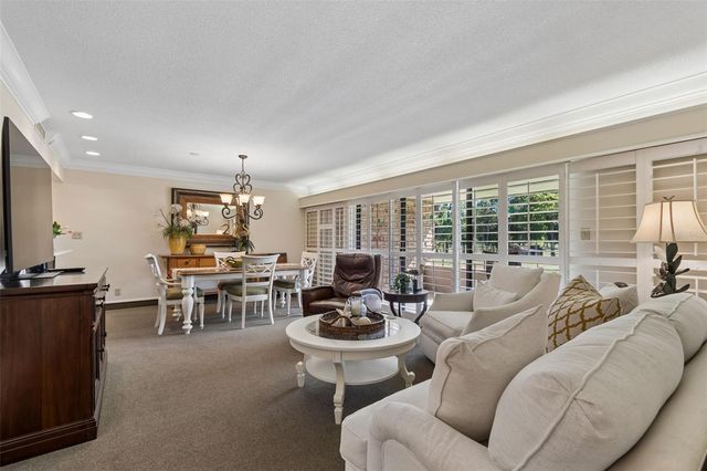 36750 US HIGHWAY 19 N 11205, Palm Harbor, FL 34684