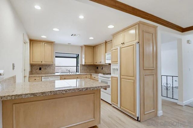 5545 RED RIVER DRIVE, San Diego, CA 92120