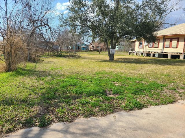 0 W Broad Street, Freeport, TX 77541