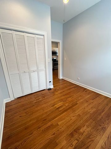 2840 W Addison Street 3S, Chicago, IL 60618