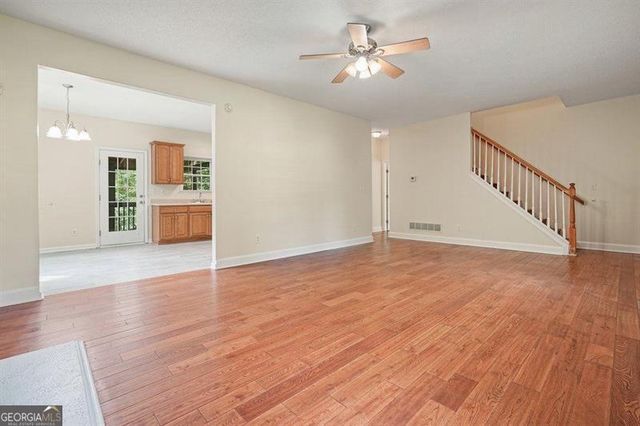 12 Paces Lakes Overlook, Dallas, GA 30157