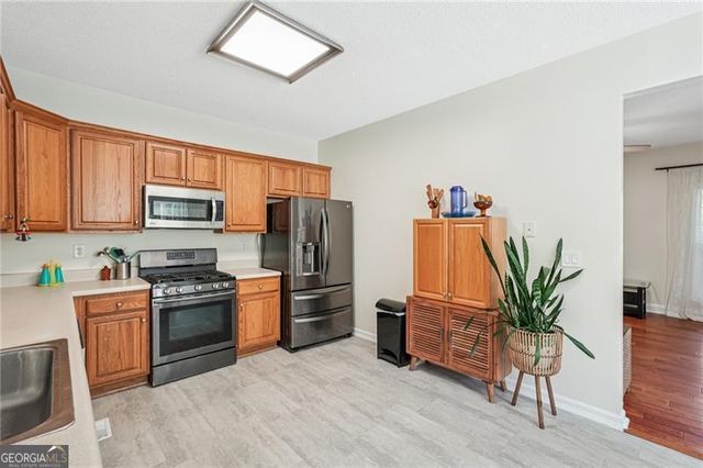 12 Paces Lakes Overlook, Dallas, GA 30157