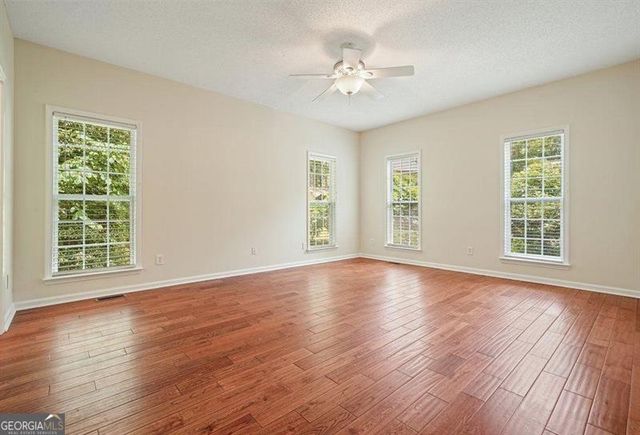 12 Paces Lakes Overlook, Dallas, GA 30157