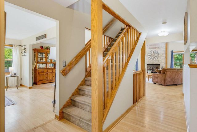 W148N10759 Crabtree LANE, Germantown, WI 53022