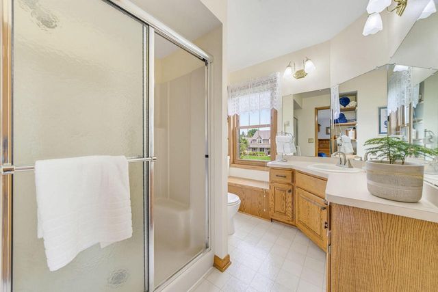 W148N10759 Crabtree LANE, Germantown, WI 53022
