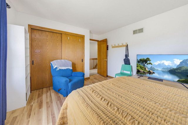 W148N10759 Crabtree LANE, Germantown, WI 53022