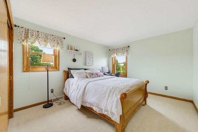 W148N10759 Crabtree LANE, Germantown, WI 53022