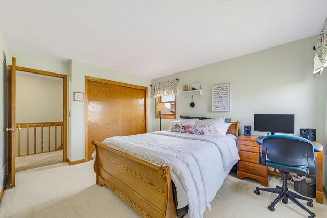 W148N10759 Crabtree LANE, Germantown, WI 53022
