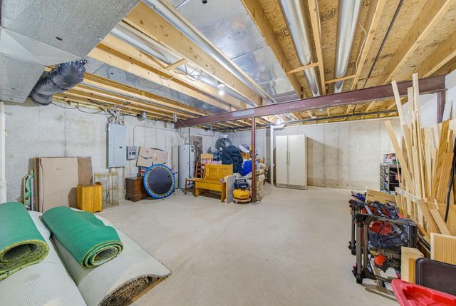 W148N10759 Crabtree LANE, Germantown, WI 53022