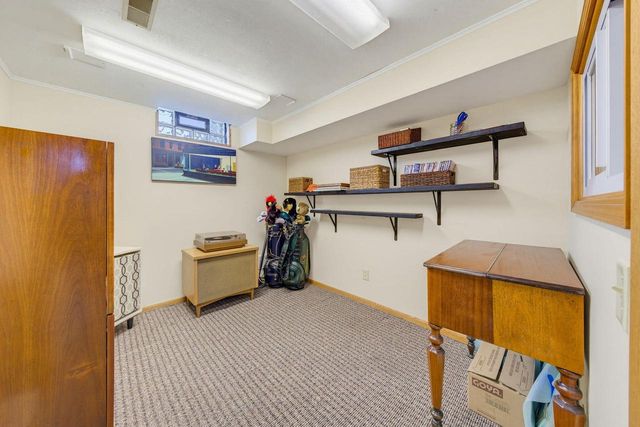 W148N10759 Crabtree LANE, Germantown, WI 53022