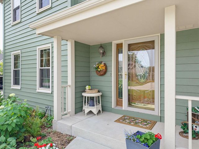 W148N10759 Crabtree LANE, Germantown, WI 53022