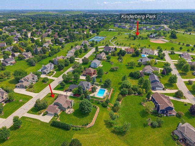 W148N10759 Crabtree LANE, Germantown, WI 53022
