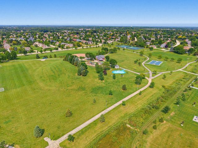 W148N10759 Crabtree LANE, Germantown, WI 53022