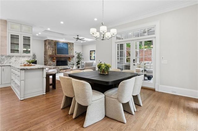 4992 Rebel Trail, Atlanta, GA 30327