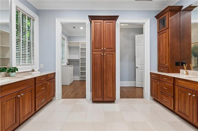 4992 Rebel Trail, Atlanta, GA 30327