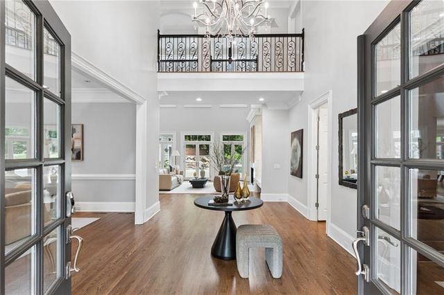 4992 Rebel Trail, Atlanta, GA 30327