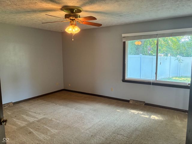 4003 W Fairview Road, Greenwood, IN 46142