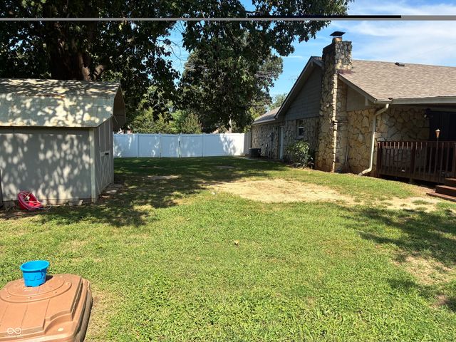 4003 W Fairview Road, Greenwood, IN 46142