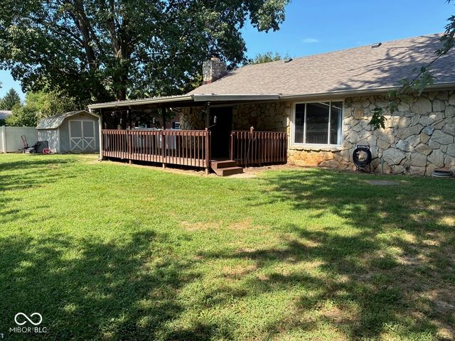 4003 W Fairview Road, Greenwood, IN 46142