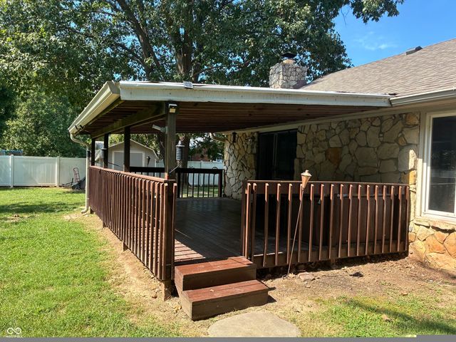 4003 W Fairview Road, Greenwood, IN 46142
