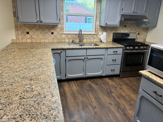 4003 W Fairview Road, Greenwood, IN 46142
