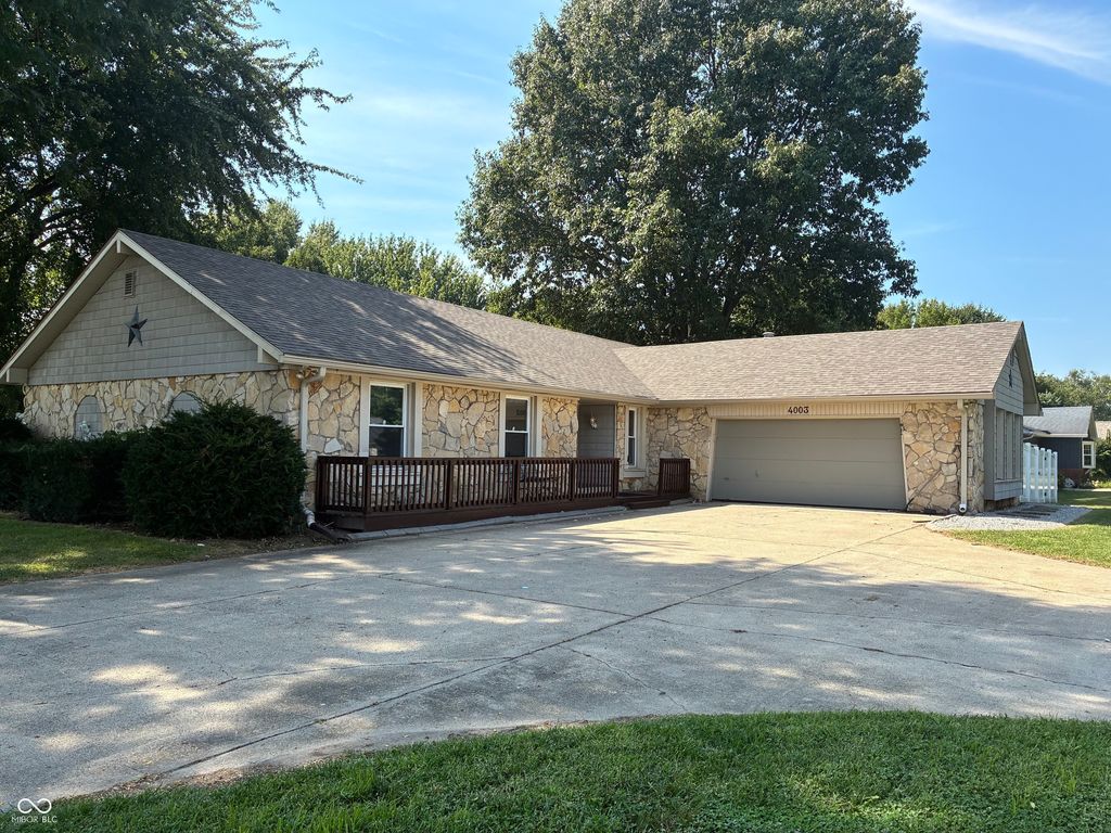 4003 W Fairview Road, Greenwood, IN 46142