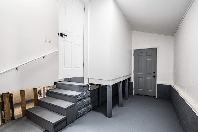 8392 Evanston Avenue, Egelston Twp, MI 49451