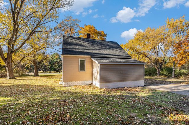 8392 Evanston Avenue, Egelston Twp, MI 49451