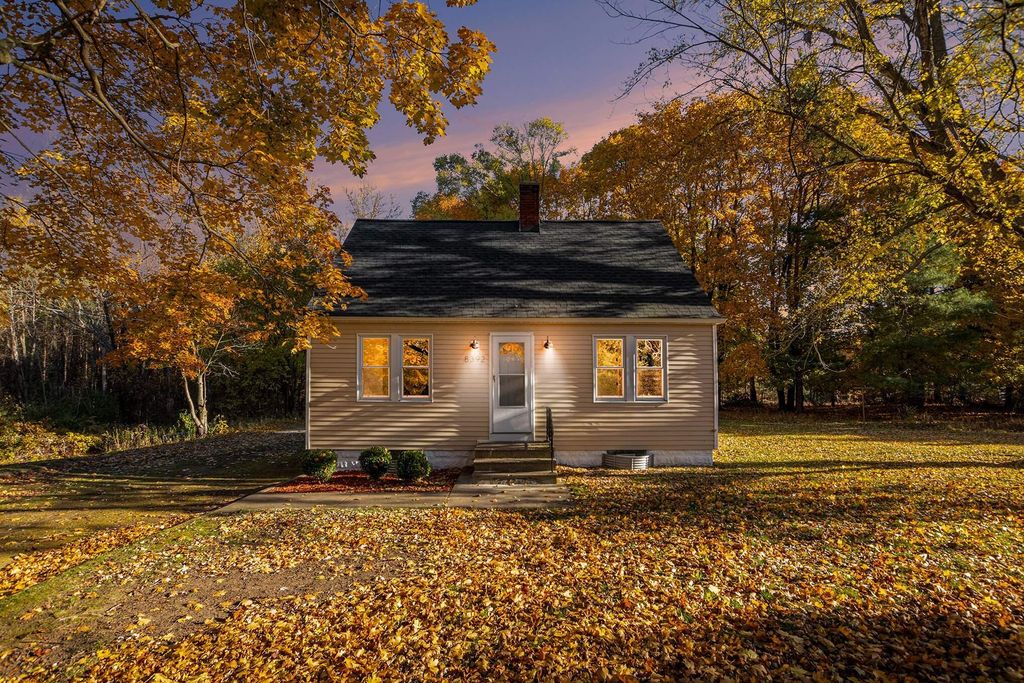 8392 Evanston Avenue, Egelston Twp, MI 49451