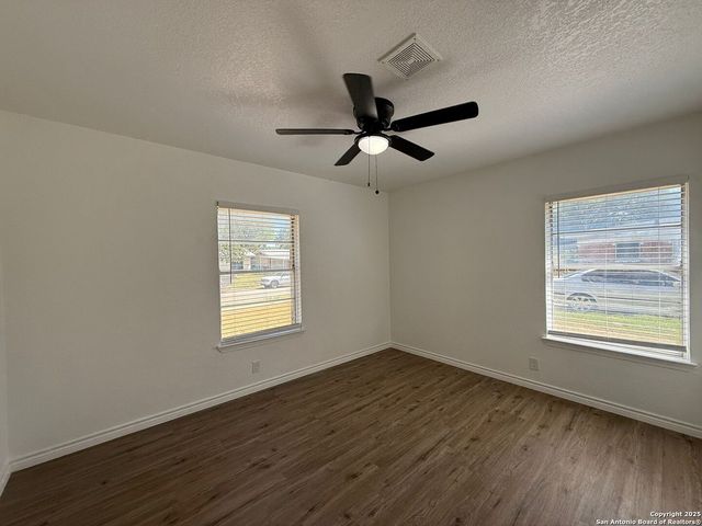 4710 Bernadine Dr, San Antonio, TX 78220