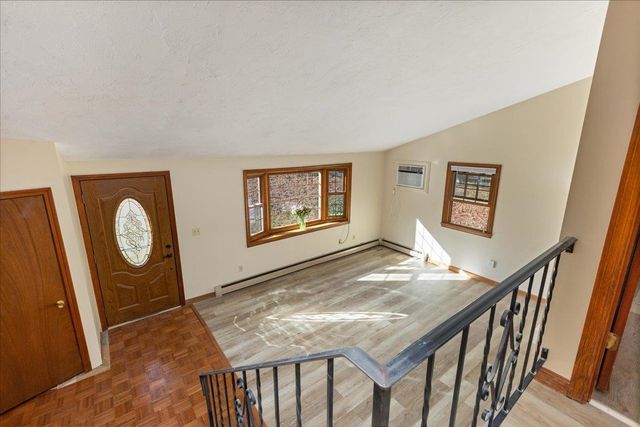 18 Royal Range Road, Sandown, NH 03873