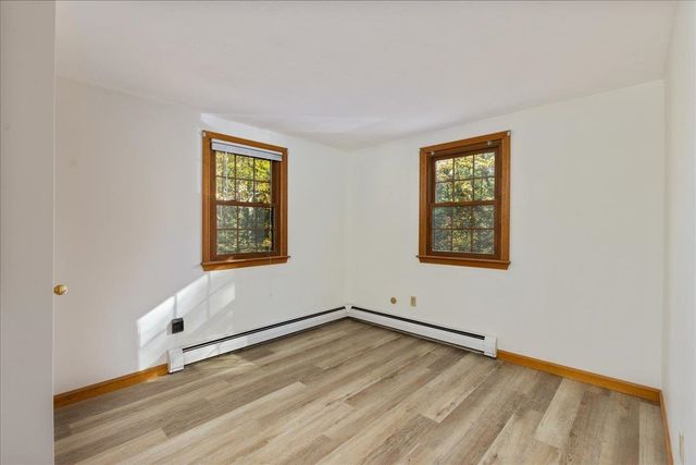 18 Royal Range Road, Sandown, NH 03873