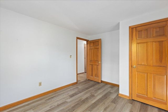 18 Royal Range Road, Sandown, NH 03873