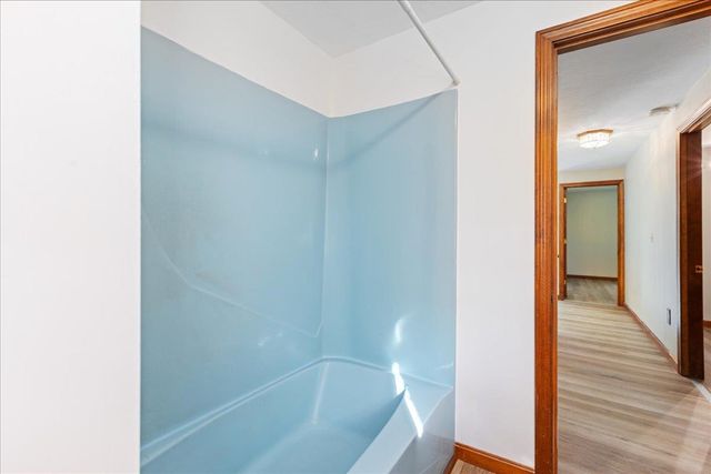 18 Royal Range Road, Sandown, NH 03873