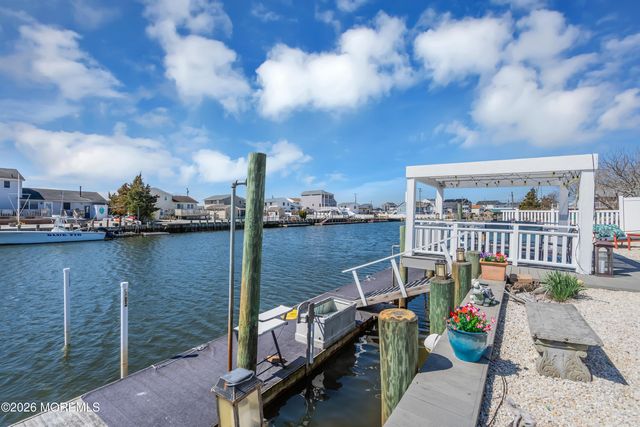 110 E Shrewsbury Drive, Little Egg Harbor, NJ 08087